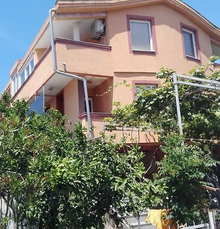 Apartments Vila Fata Ούλτσιν Εξωτερικό φωτογραφία